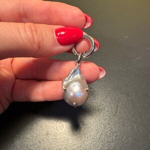 Varon Aro Earring w/ Studded Perlita - Baroque Pearl Earring